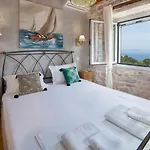 Tilda Appartement Argiratika