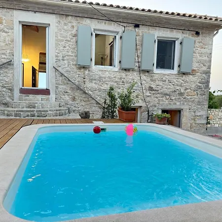 Villa Tilda Apartamento *