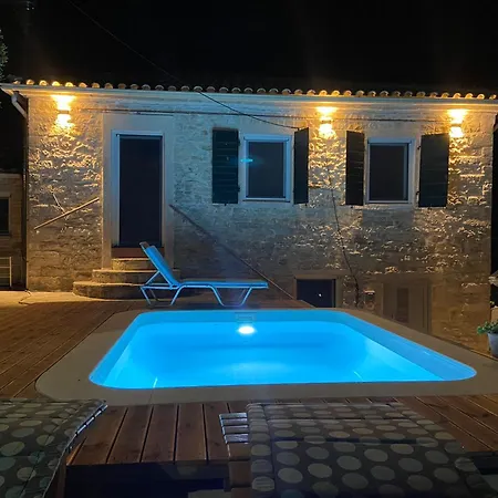 Apartment Villa Tilda *