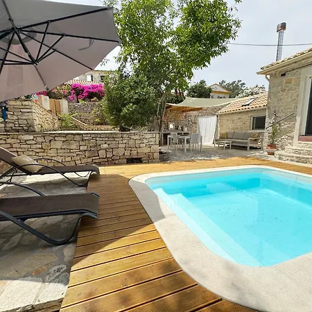 Villa Tilda Apartment Argiratika