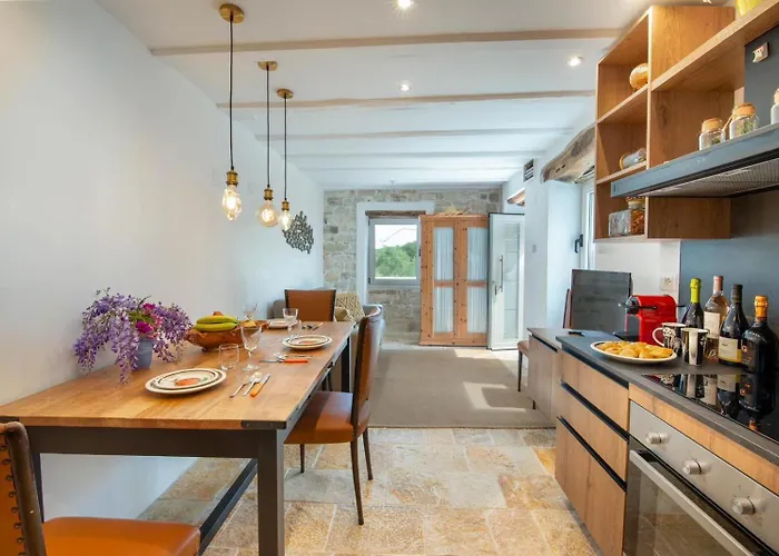 Villa Tilda Argiratika